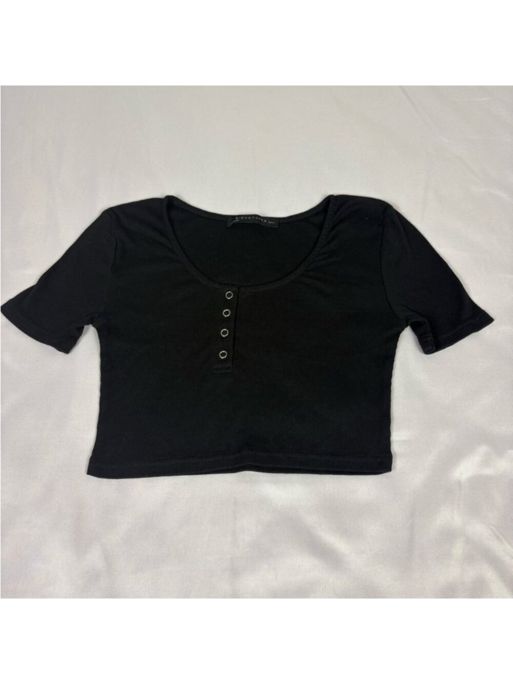Black Crop Top - Picture 6 of 8